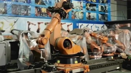 智能浪潮下的工業進化 機器人是否會取代人類工人？